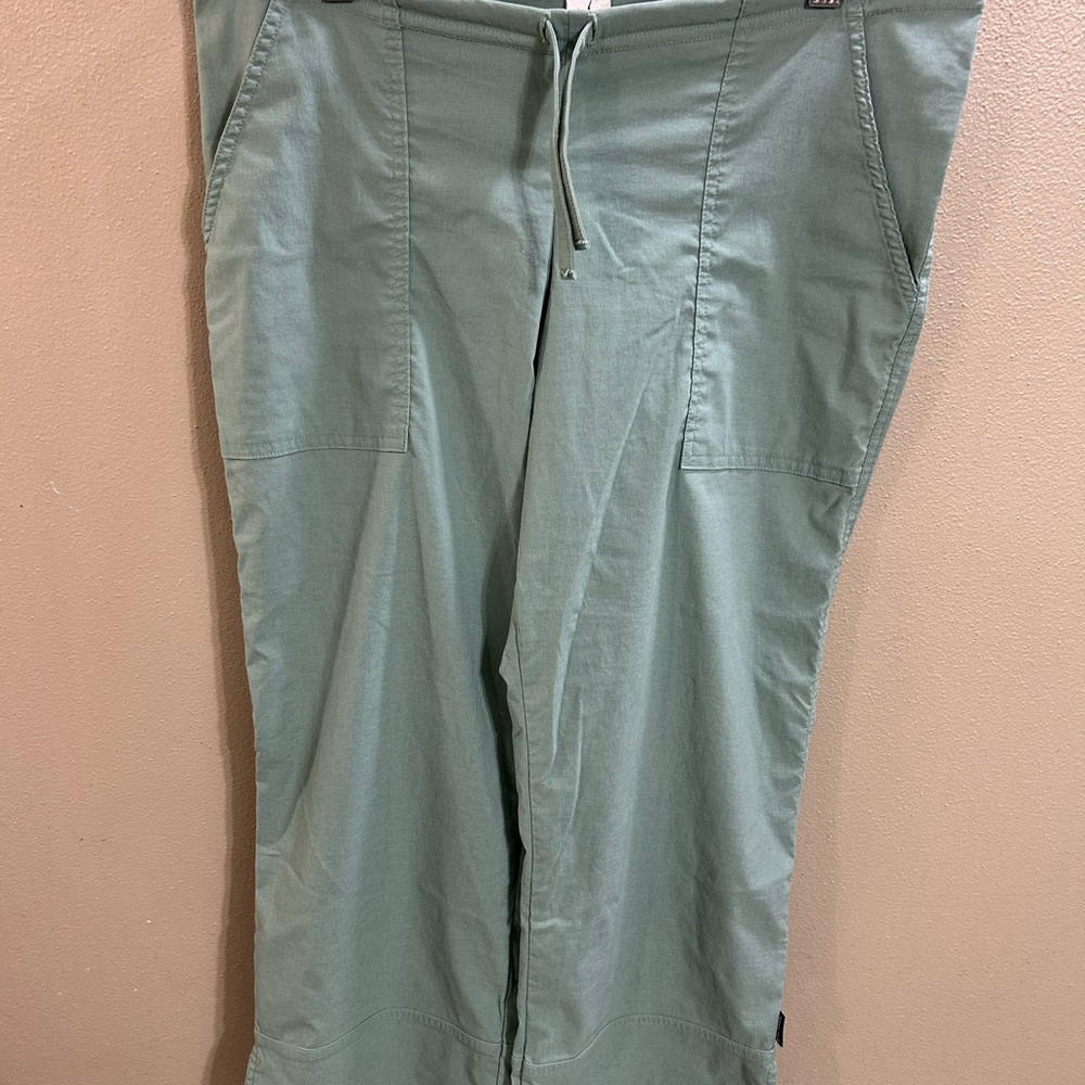 Prana Women's Green Capris Size Small